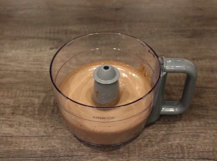 mus-iz-tvoroga-yogurta-i-kakao