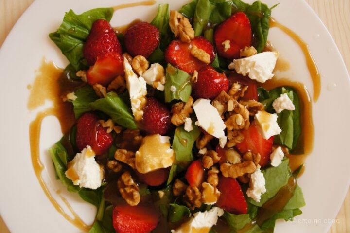 salat-iz-kapusty-kejl.jpg