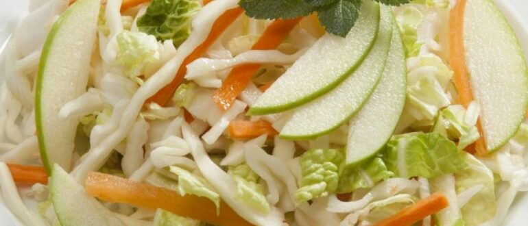 salat-iz-kapusty-s-morkov'yu.jpg