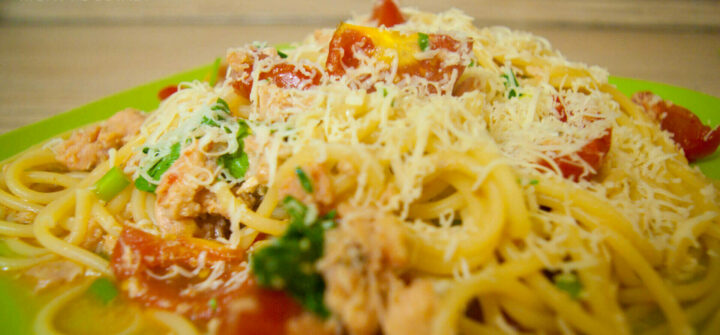 spagetti-s-tuntsom.jpg