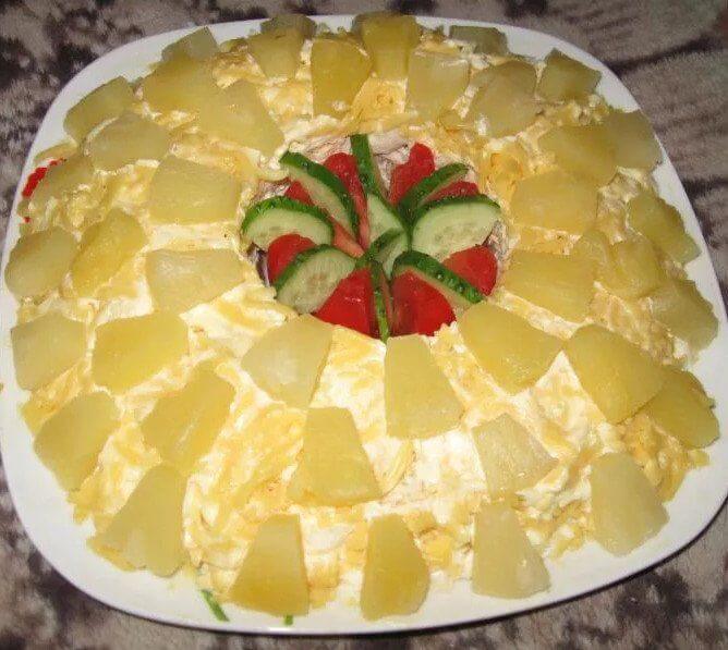 salat-iz-kuritsy.jpg