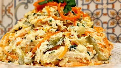salat-s-kuritsej.jpg