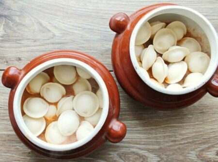 pelmeni v gorshochke quotamurquot 8026301 e1747232698379
